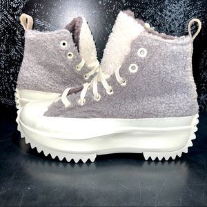 New Women’s Converse-Sherpa Run Star Hike Sneaker